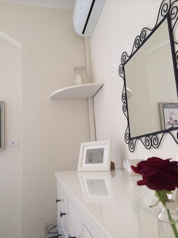 Apartament Kibilu - Via Thaon De Revel Mediolan Pokój zdjęcie